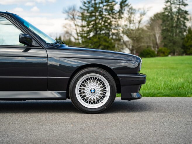 BMW M3 E30