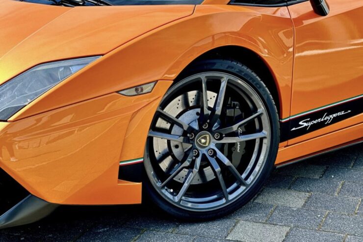 Lamborghini Gallardo LP 560-4 E-Gear