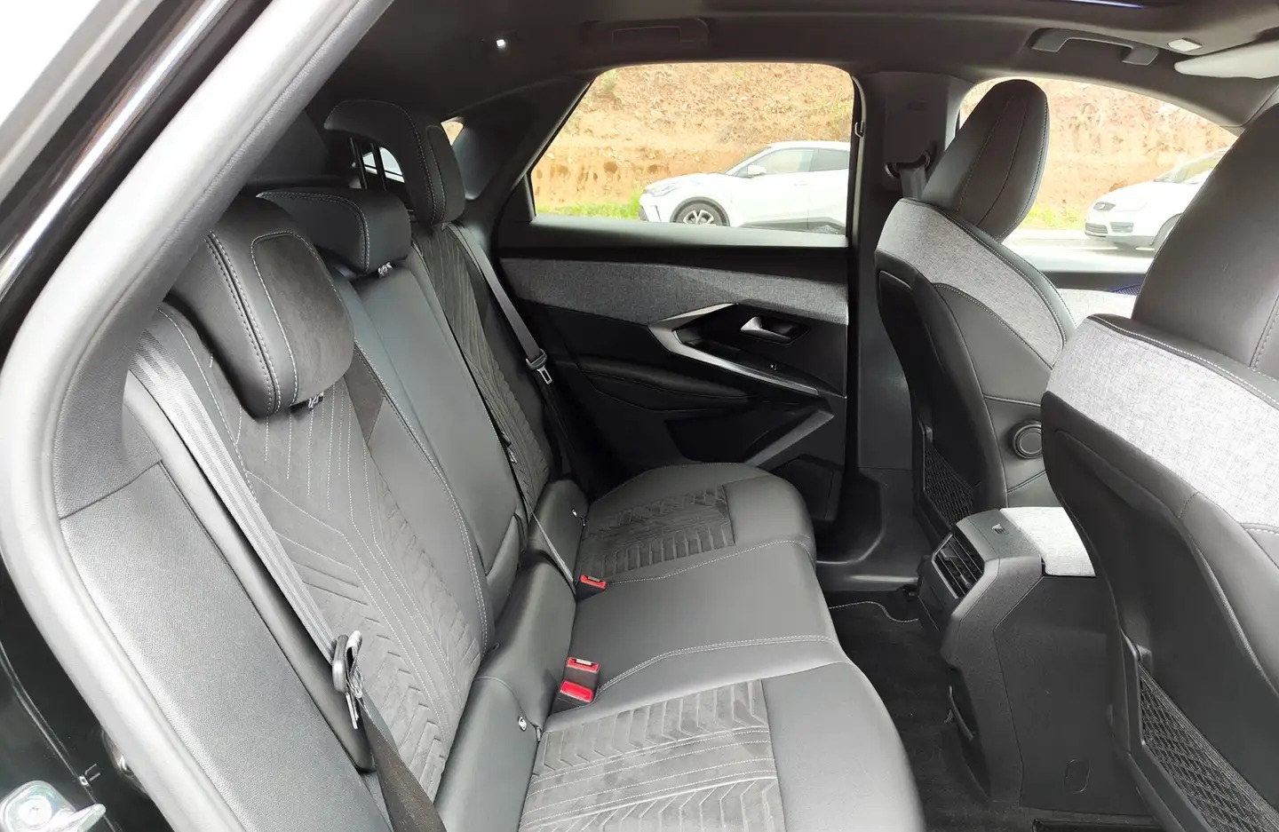 Peugeot 3008 Hybrid GT Hybrid eDCS6