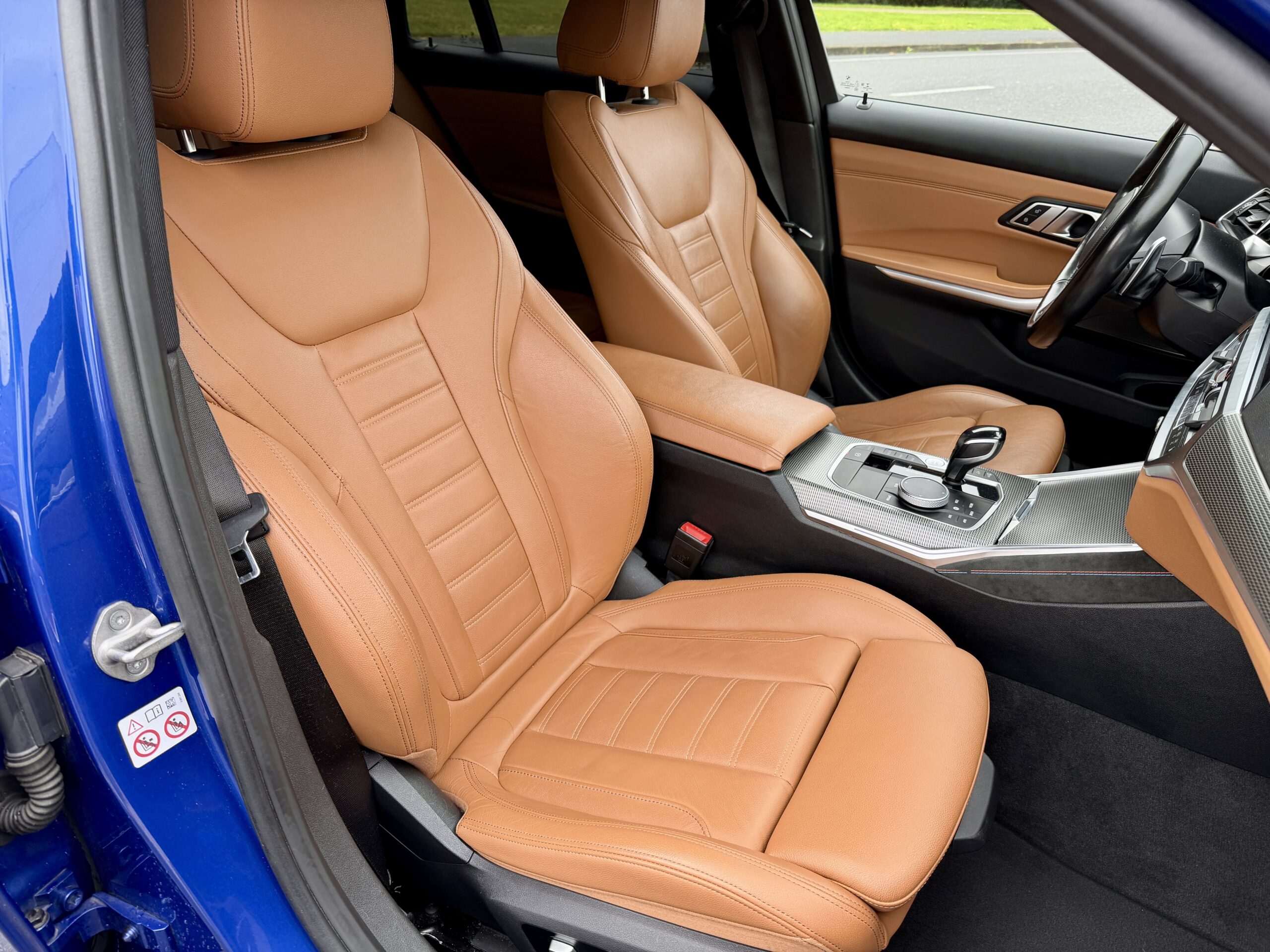 BMW 330e G20 292cv M Sport | Portimao Blue | Laser