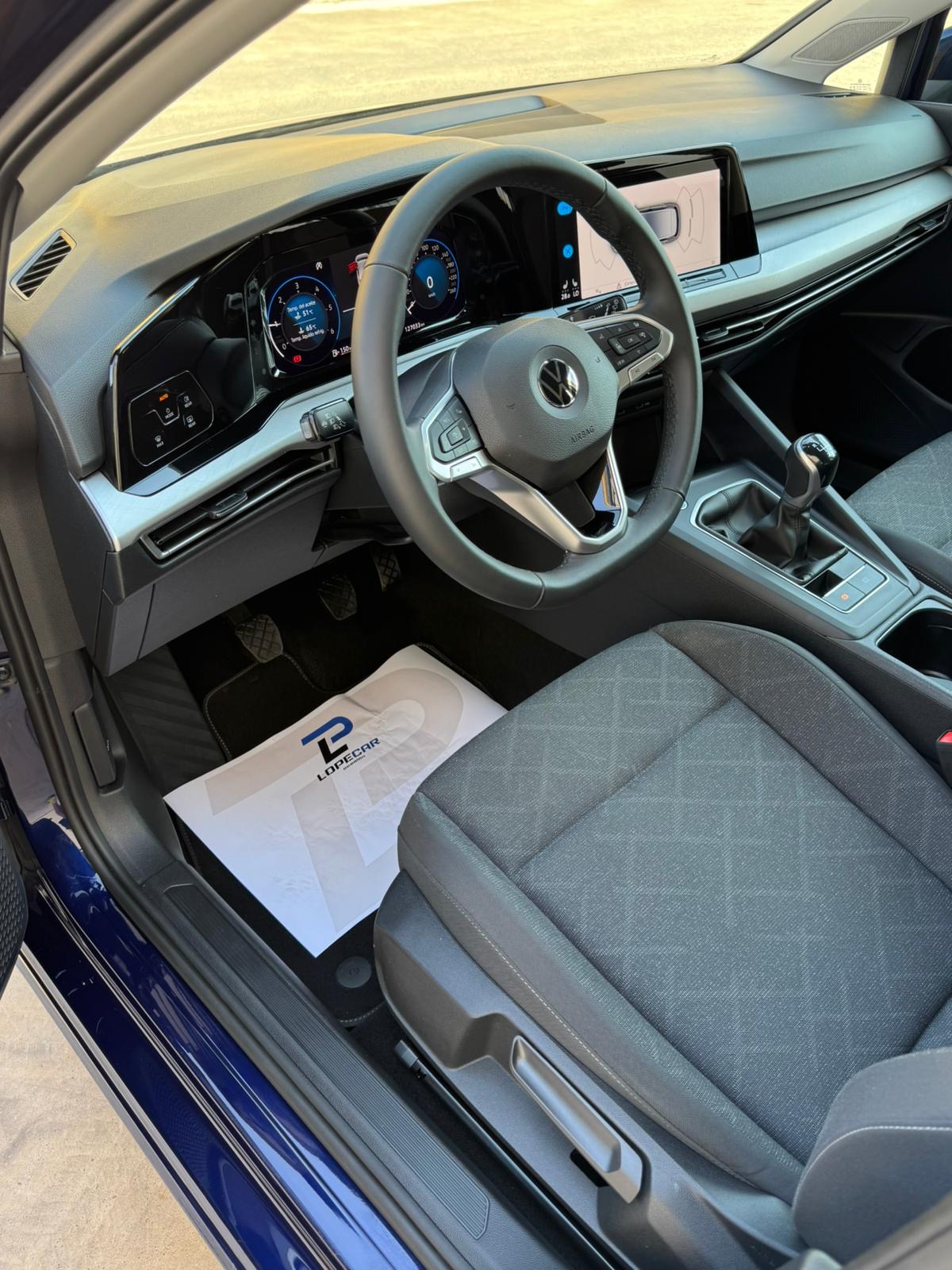 Volkswagen Golf 8 Life