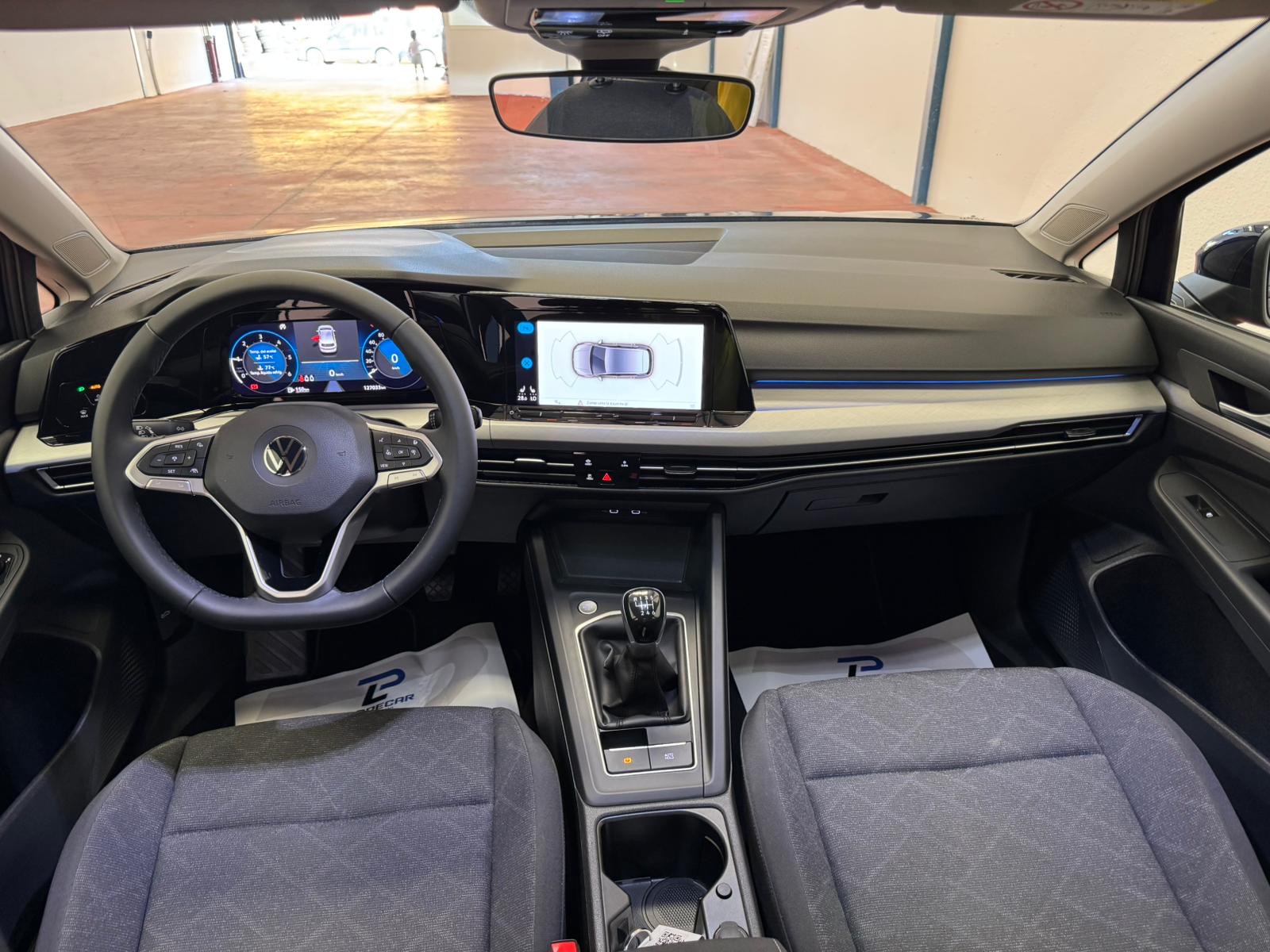 Volkswagen Golf 8 Life