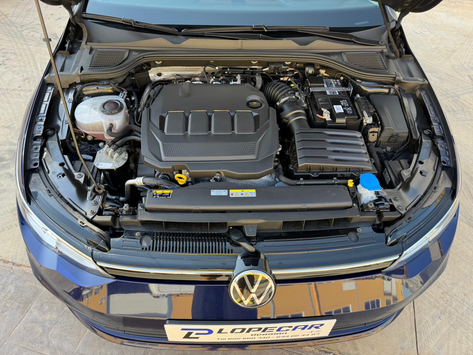 Volkswagen Golf 8 Life