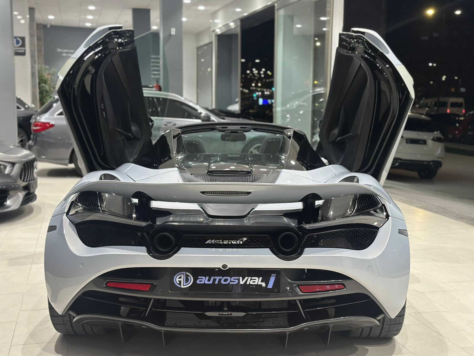MCLAREN 720S SPIDER