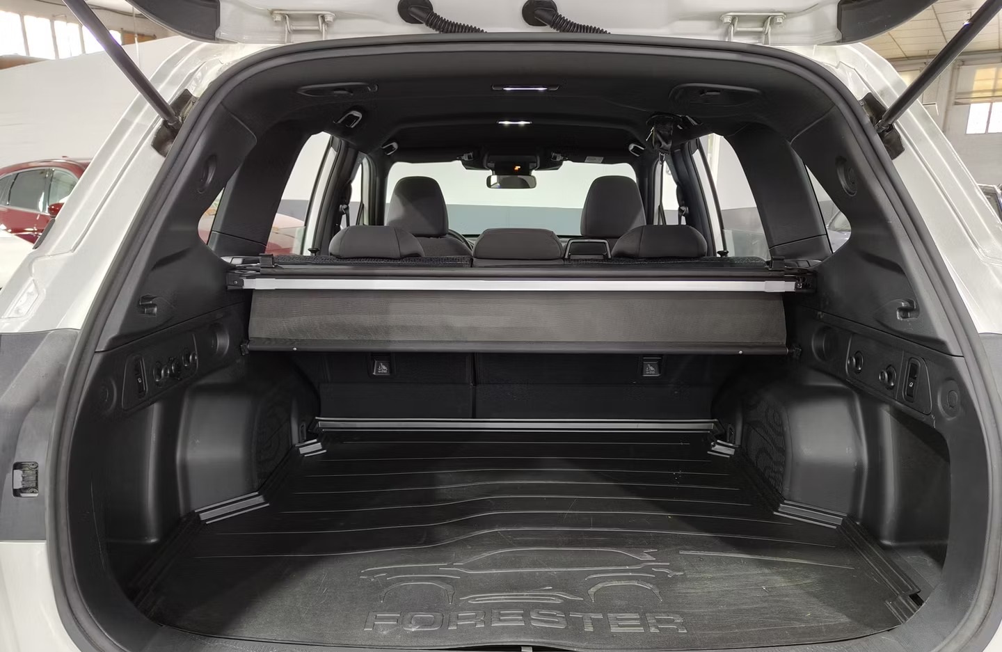 Subaru Forester 2.0i Hybrid Executive CVT