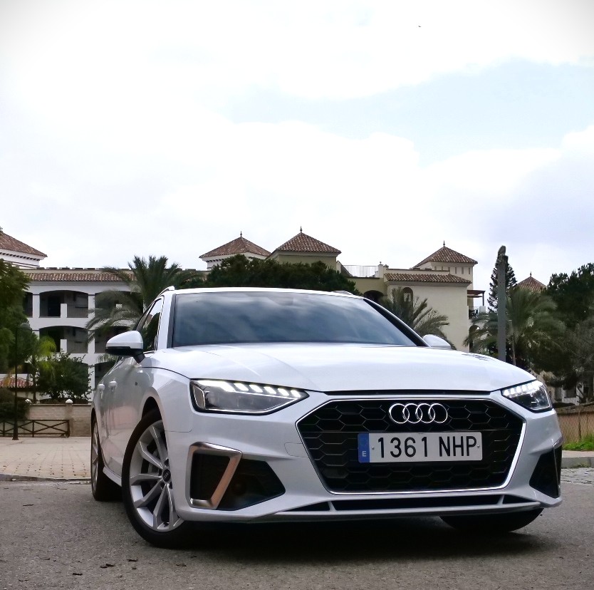 A4 Avant 40 TFSI S line S tronic 150kW S line