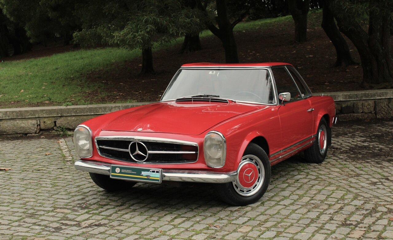Mercedes-Benz