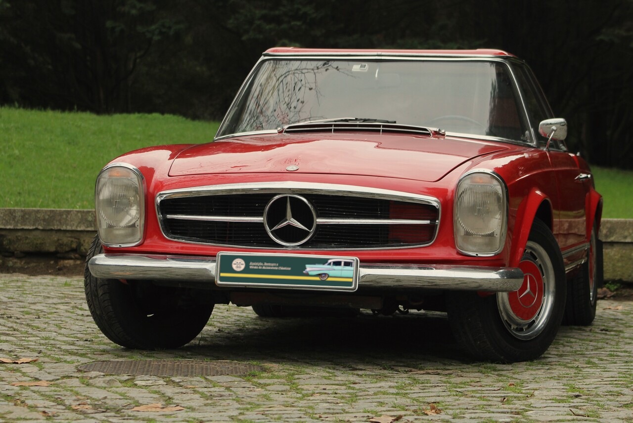 Mercedes-Benz