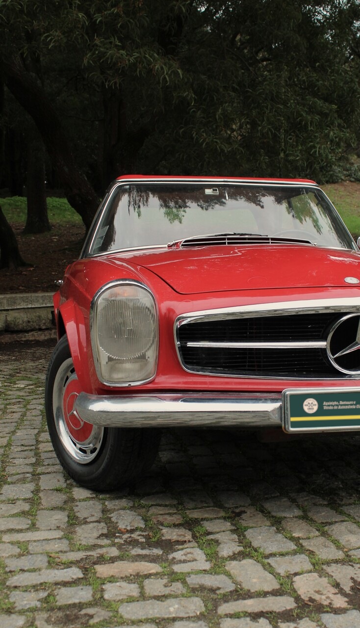Mercedes-Benz