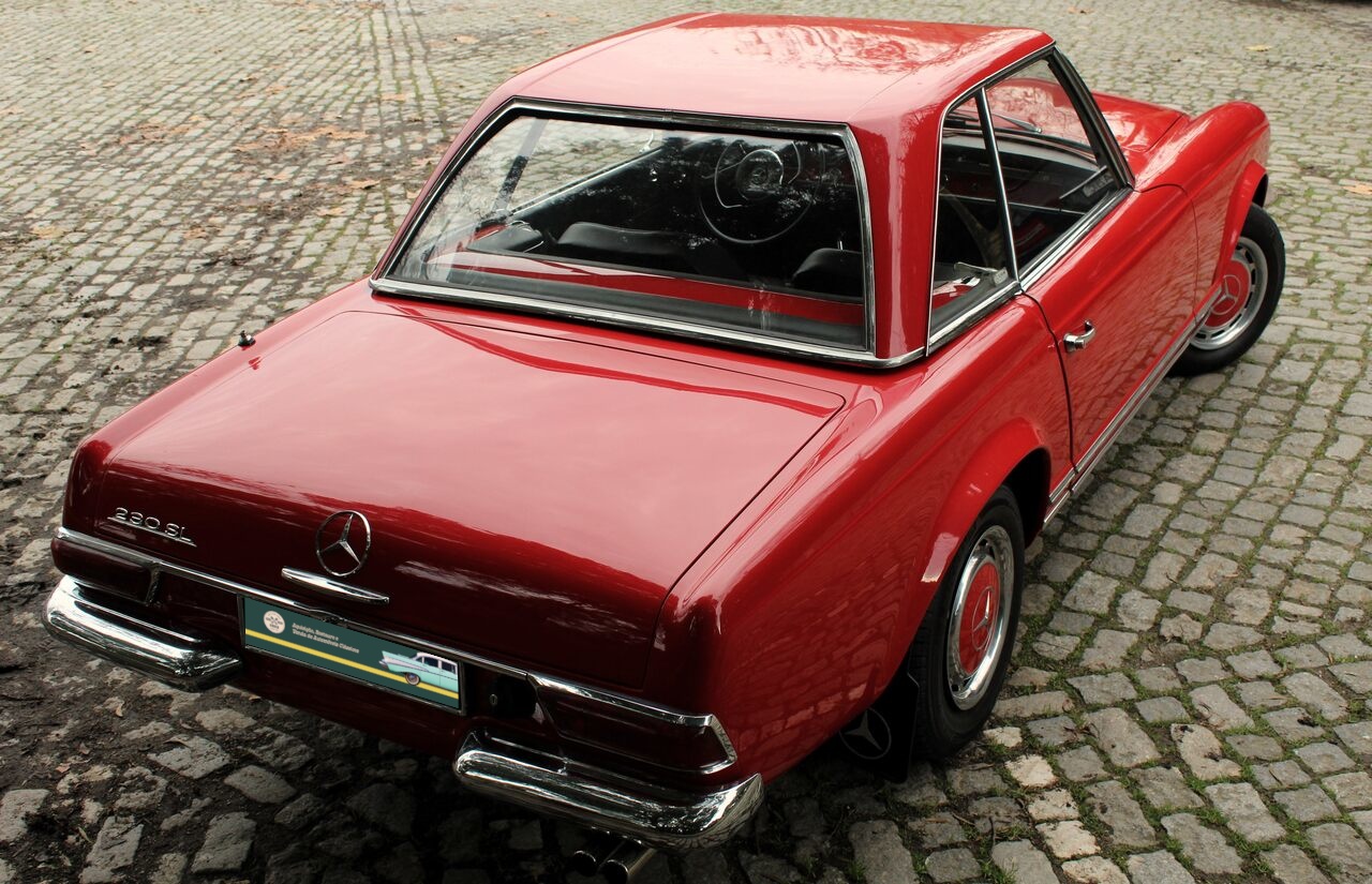 Mercedes-Benz
