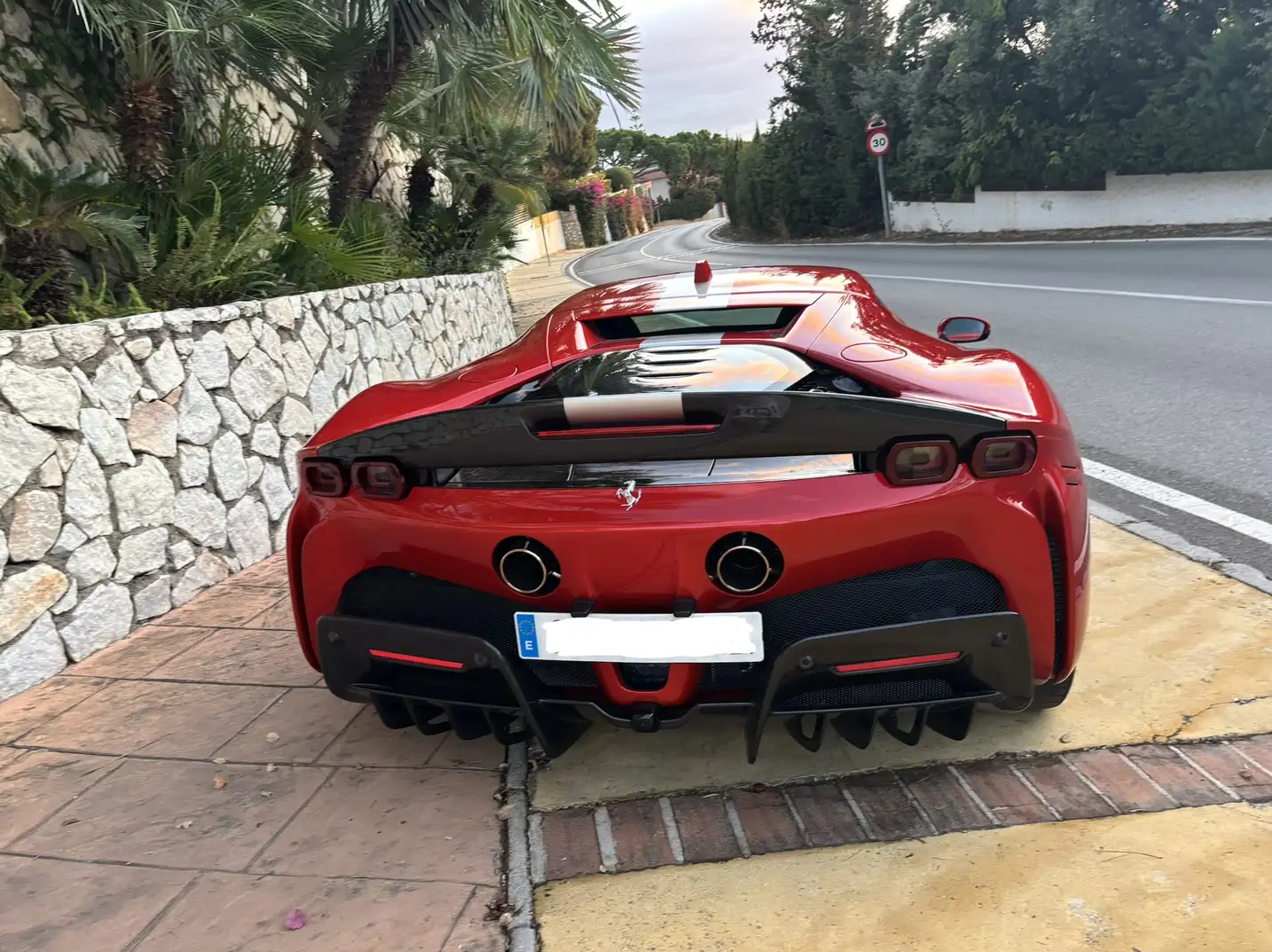 Ferrari SF90 Stradale