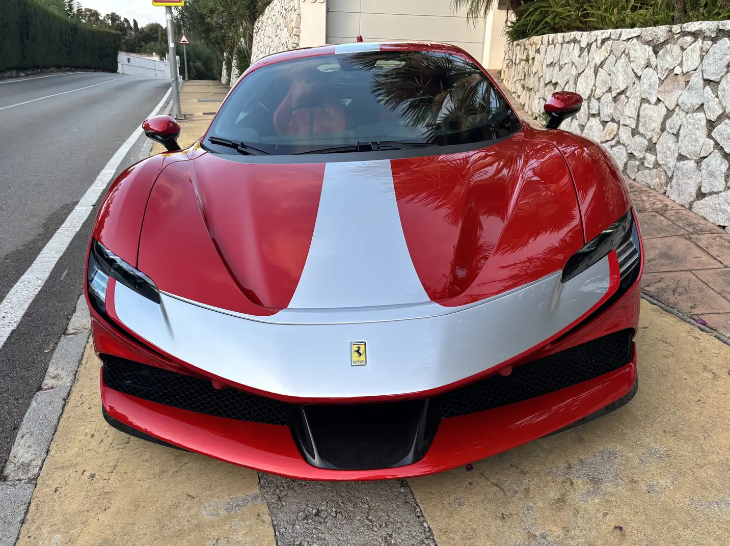 Ferrari SF90 Stradale