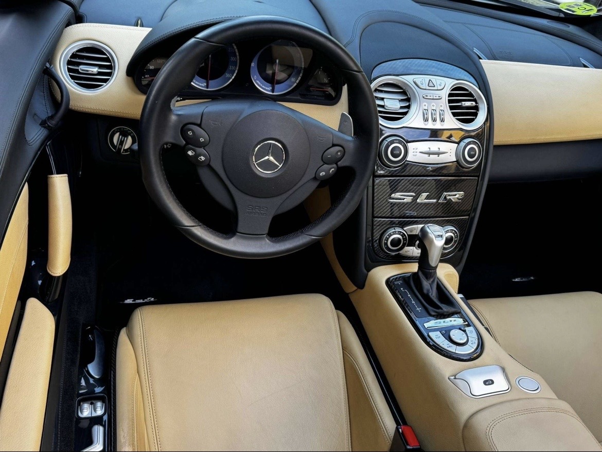 Mercedes SLR