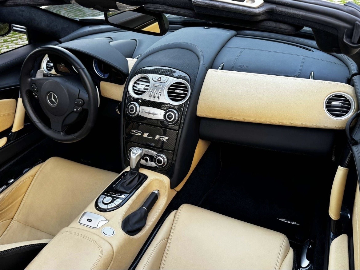 Mercedes SLR