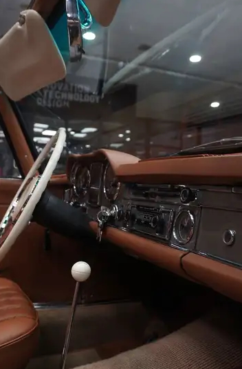 Mercedes-Benz SL 280