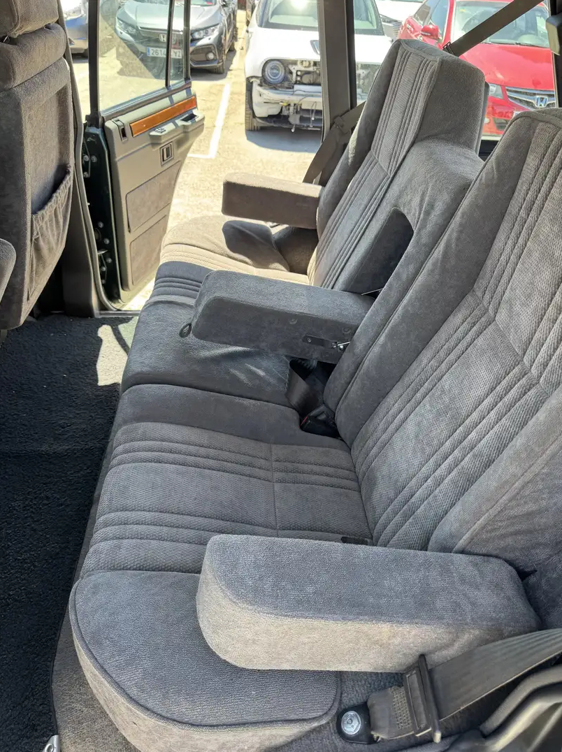 Land Rover Range Rover V 8 EFI Auto