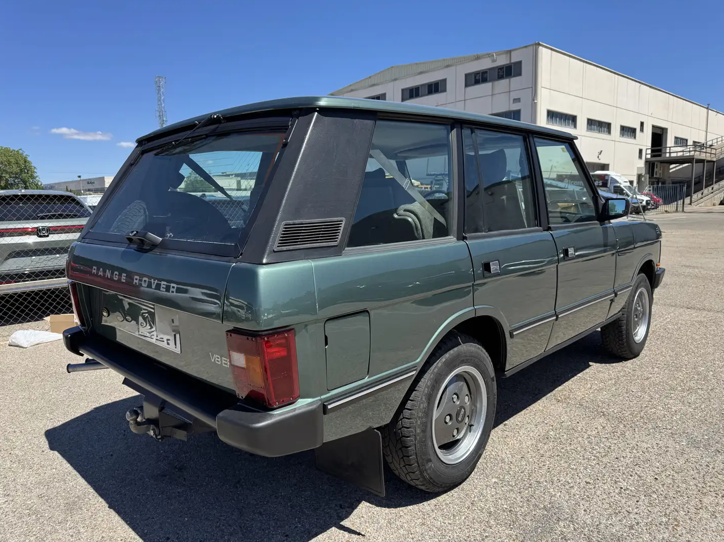 Land Rover Range Rover V 8 EFI Auto
