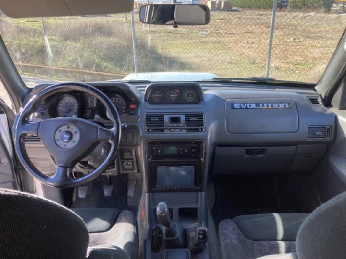 Mitsubishi Pajero Evolution
