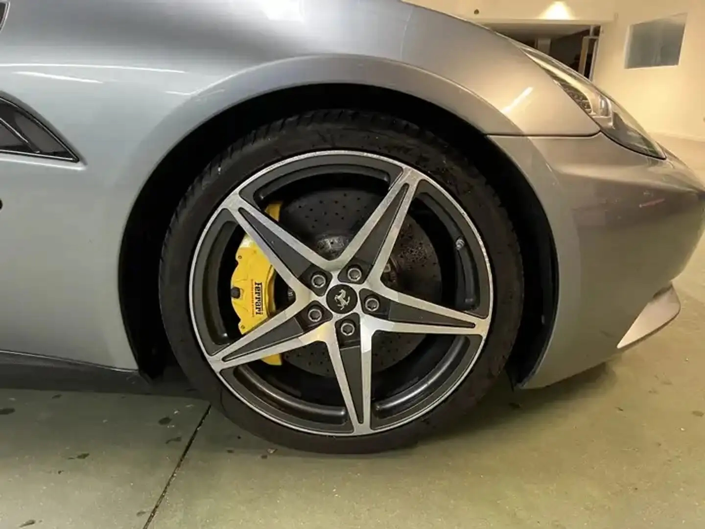 Ferrari California F1 Carbon Pack