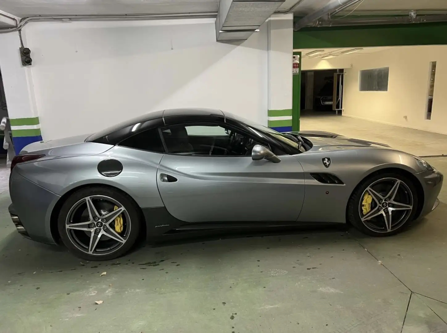 Ferrari California F1 Carbon Pack
