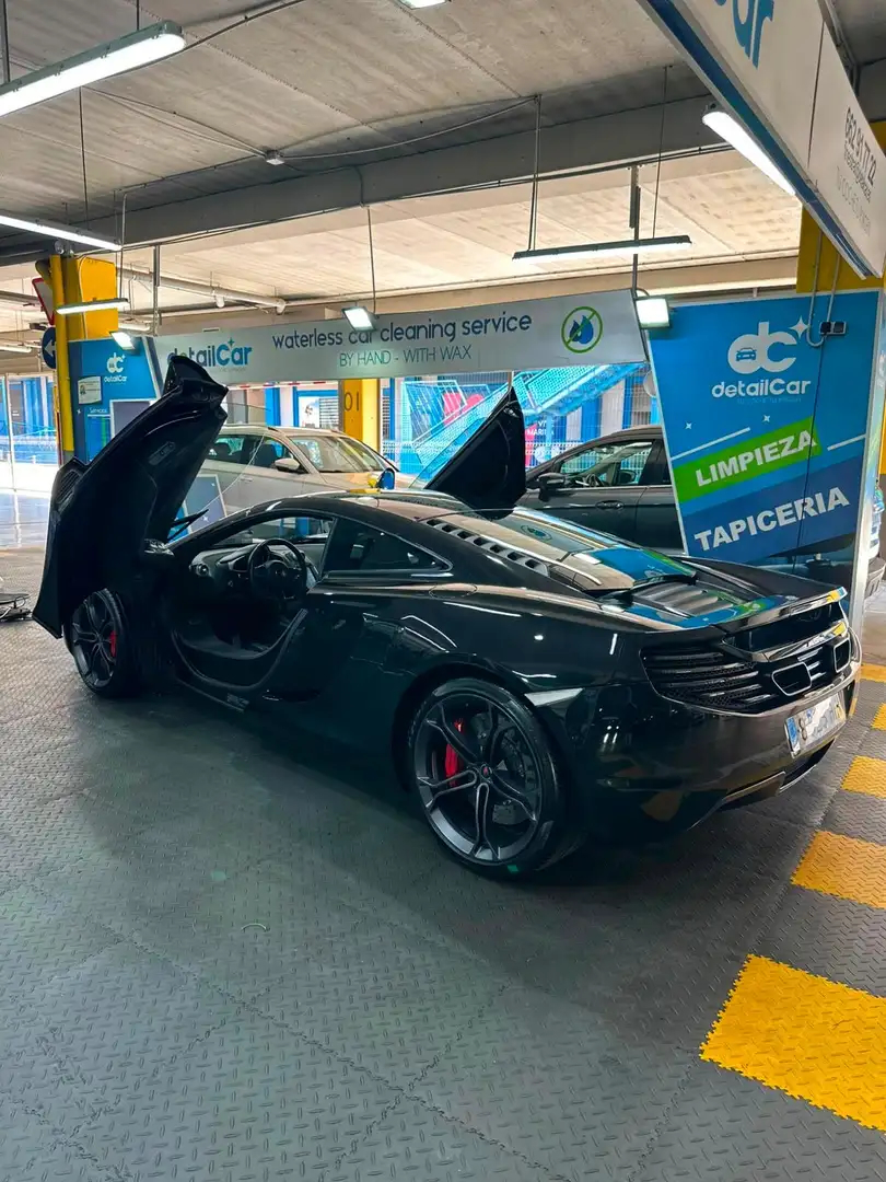 McLaren MP4-12C