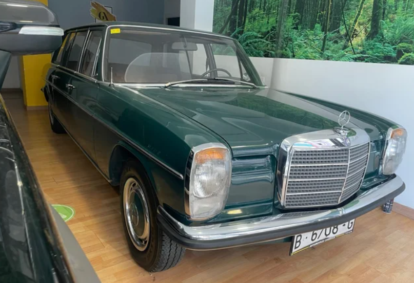 Mercedes Benz MB 220 1972