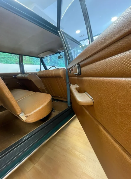 Mercedes Benz MB 220 1972