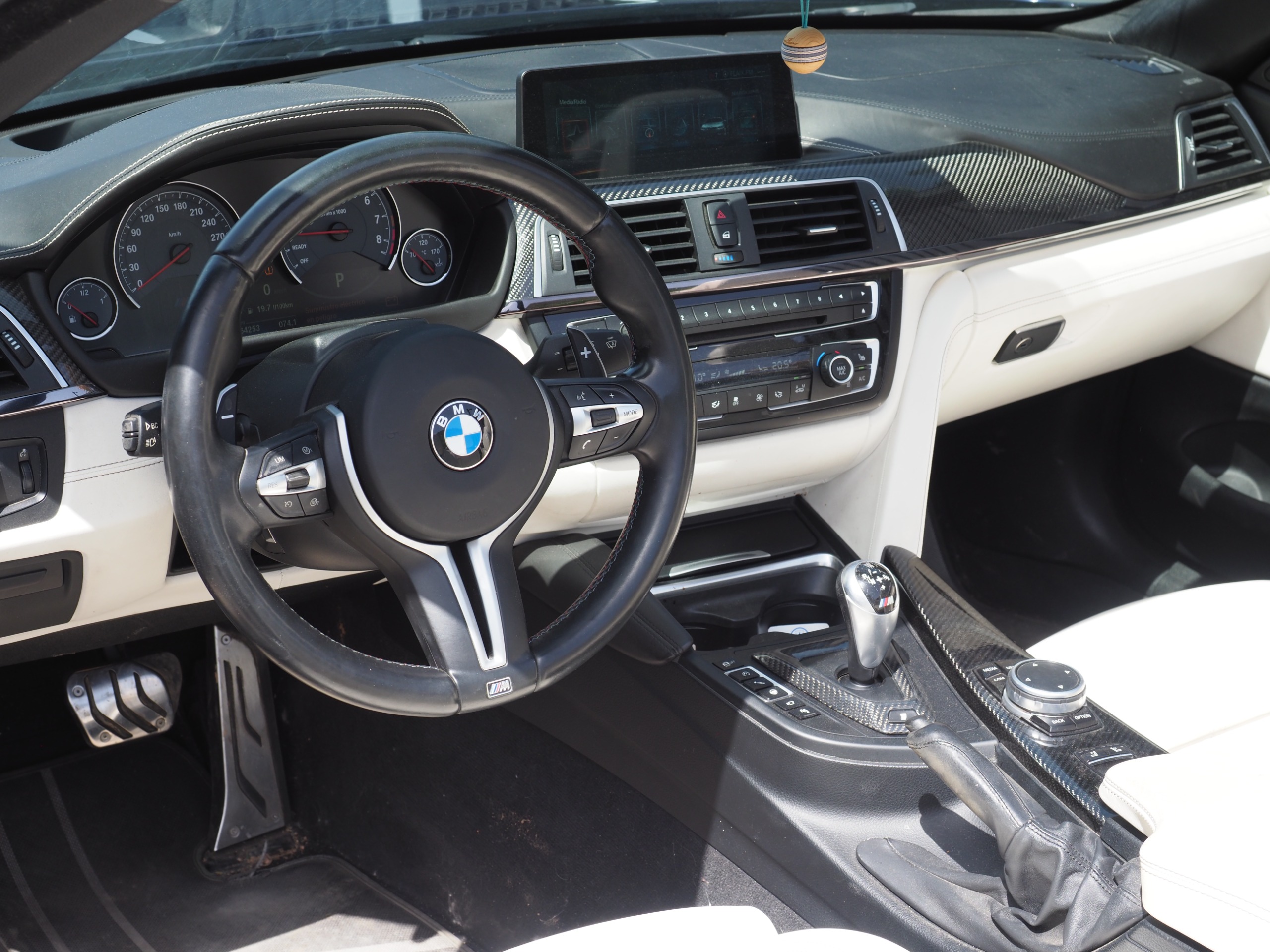 BMW M4 COMPETITION CABRIO