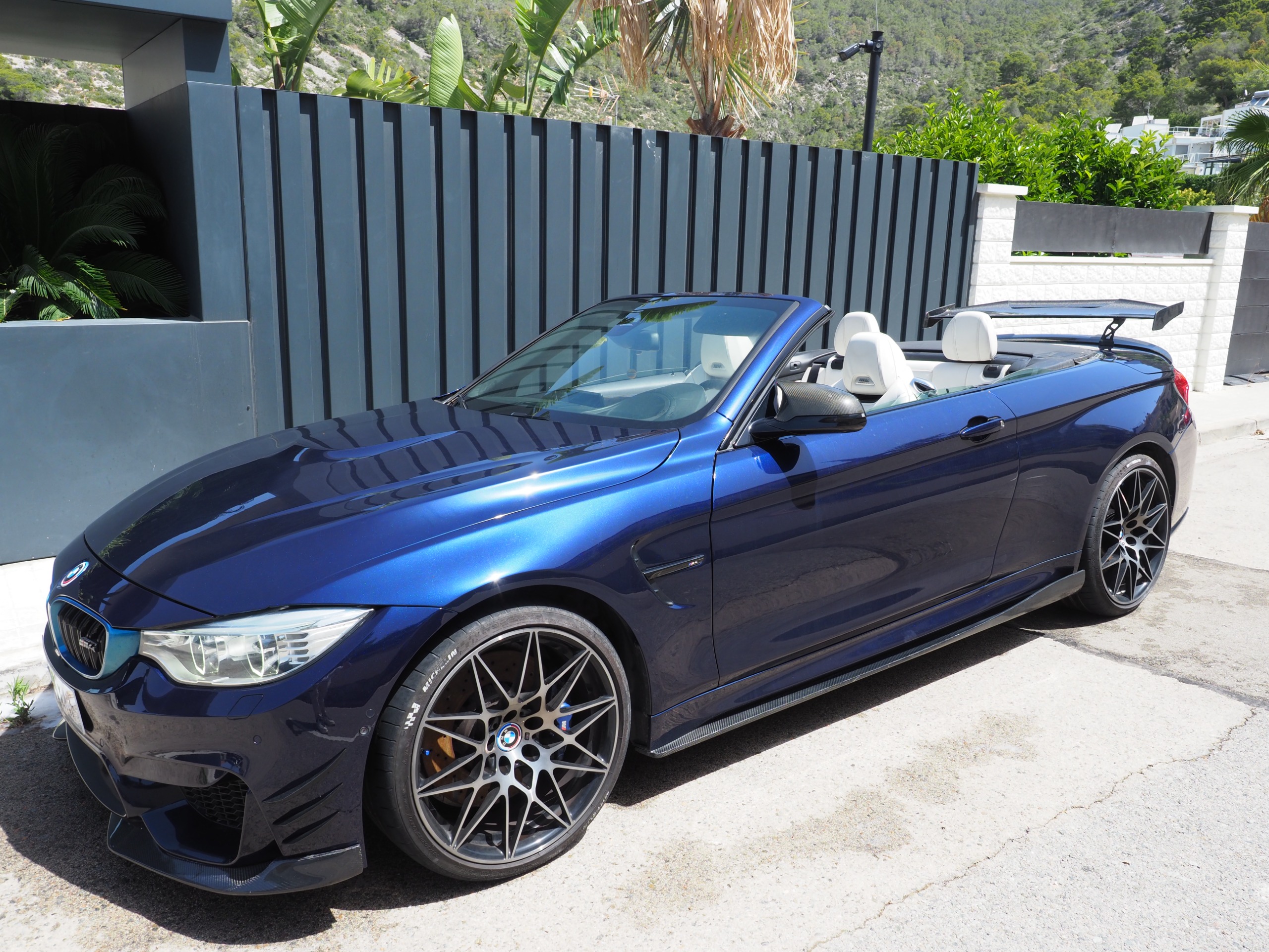 BMW M4 COMPETITION CABRIO